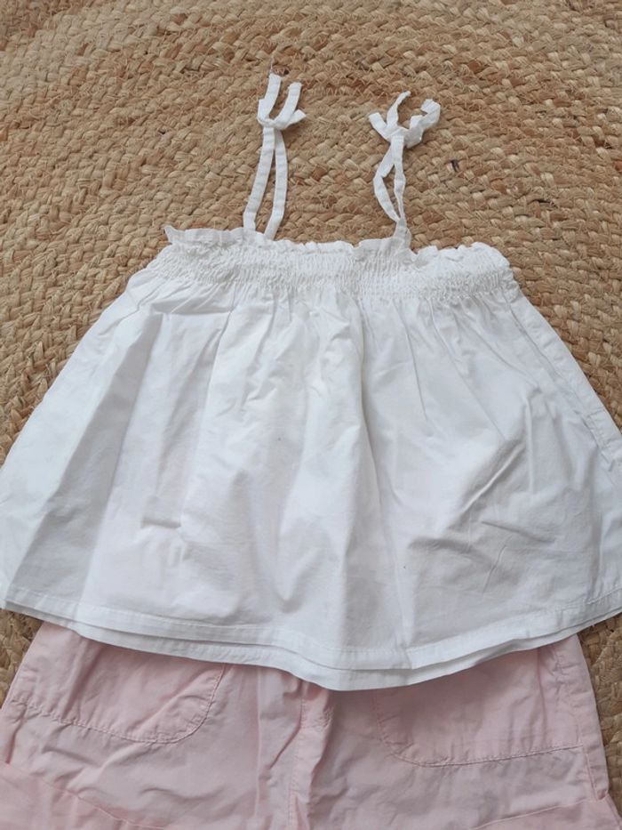 Tenue haut blanc et short rose Zara 86/92 cm - photo numéro 2
