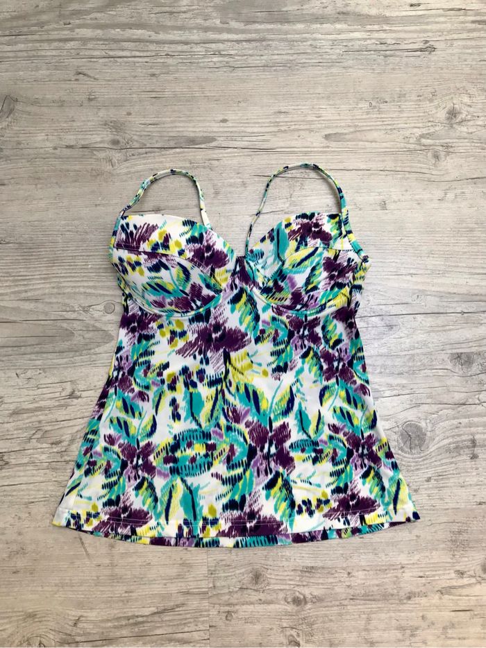 Haut de maillot de bain tankini à armatures Taille 40 Rodéo Sports at C&A imprimé bariolé fond blanc bretelles réglables