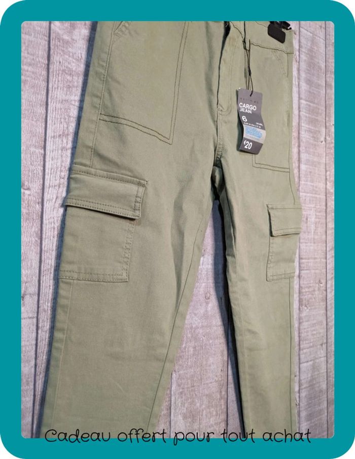 Jean cargo kaki Primark 34 - photo numéro 3