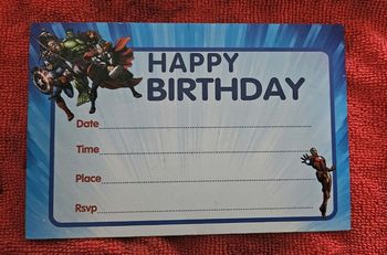 Carte invitation anniversaire avenger