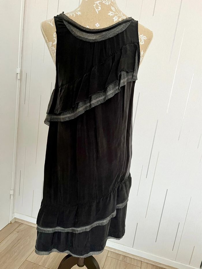 Robe 40 grise - photo numéro 5