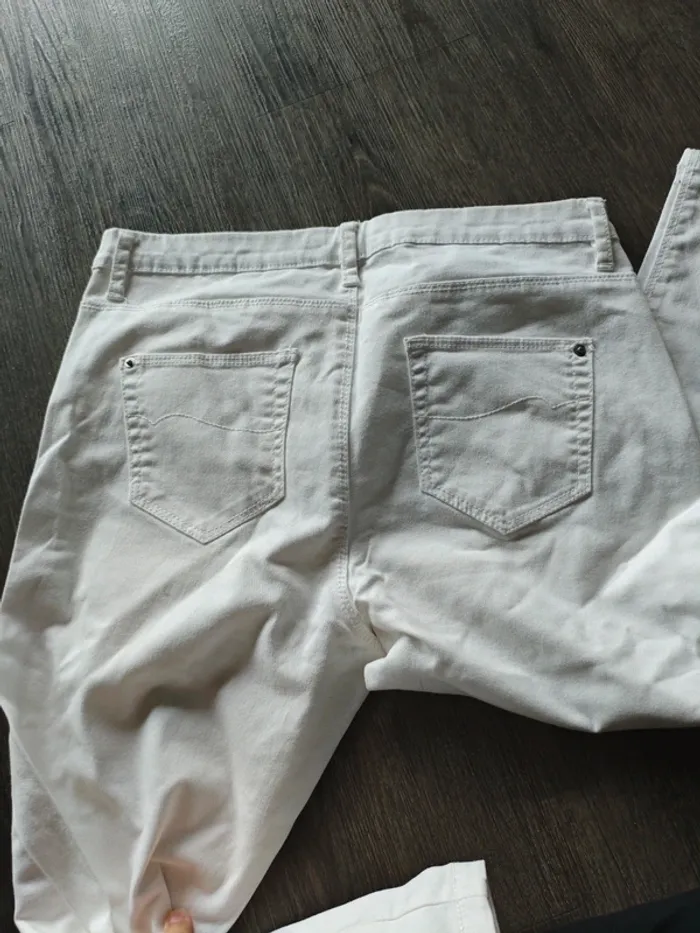 Pantacourt camaïeu taille 38 - photo numéro 3