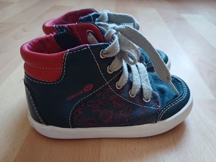 Chaussures geox t25