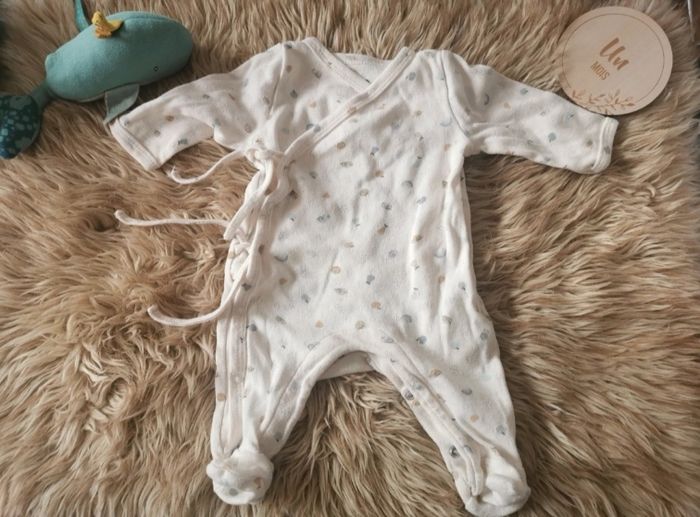 Layette fine tape à l'œil