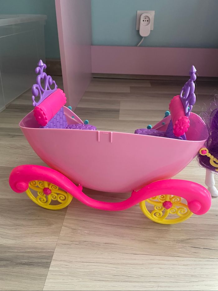 Carrosse dreamnotopia Barbie - photo numéro 5