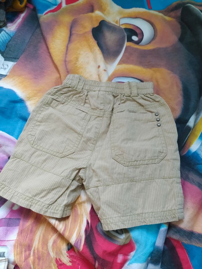 Short 1 an - photo numéro 2
