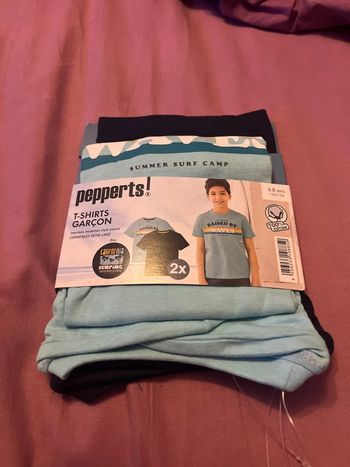 Lot de 2 t shirts garçon 8 ans pepperts