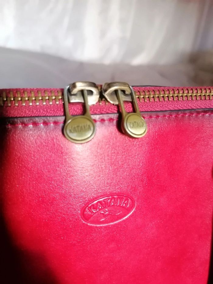 Sac vintage katana rouge cuir véritable. - photo numéro 4