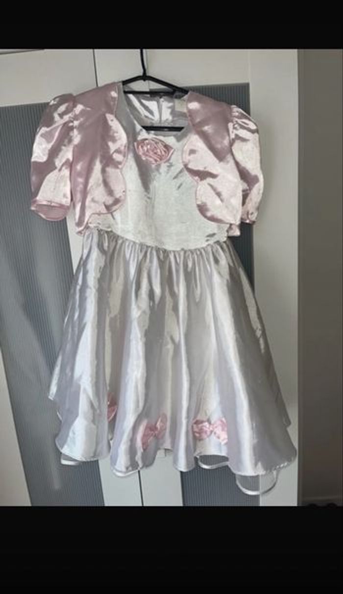 Robe enfant baptême /mariage