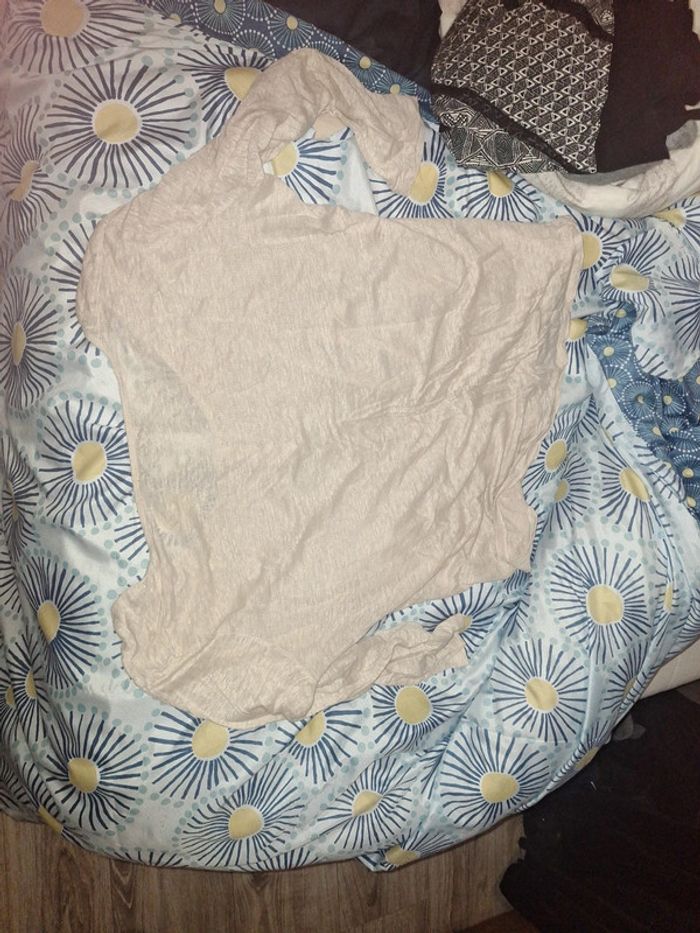 T-shirt beige transparent - photo numéro 3