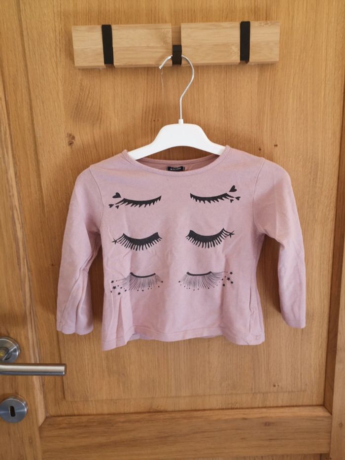 T-shirt en rose et noir Kiabi 3 ans