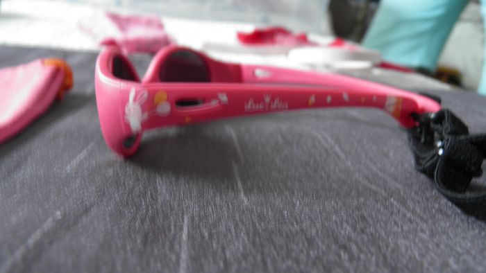 Lunettes de soleil bébé fille Luc & Léa avec pochette - photo numéro 2