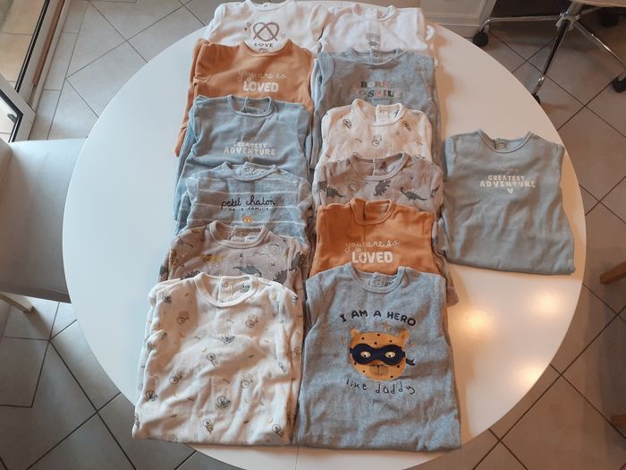 Lot de vêtements bébé garçon 12 mois