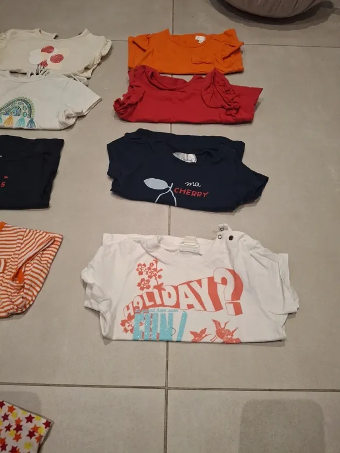 Lot de 14 tee shirts 12 mois fille - photo numéro 3