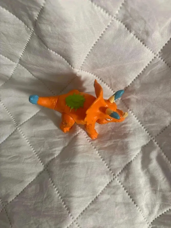Figurine dinosaure - photo numéro 2
