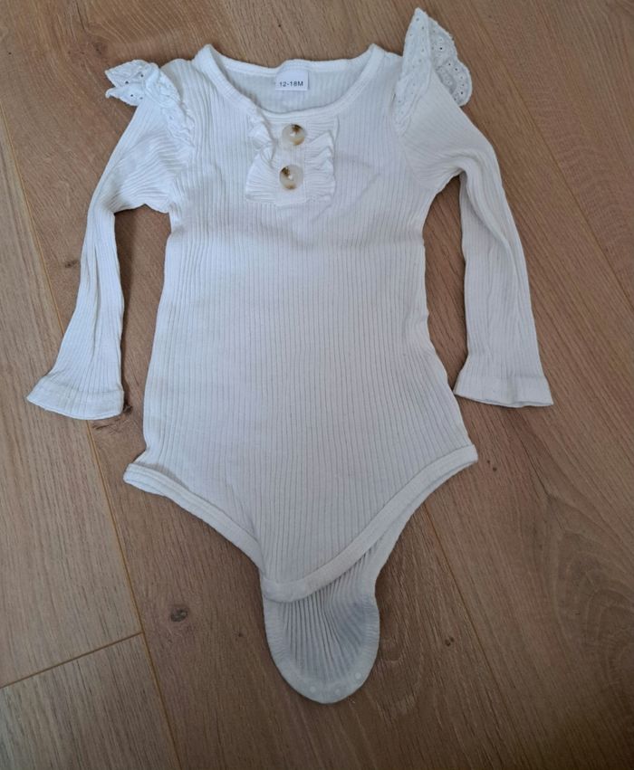 Lot 2 bodies - photo numéro 2