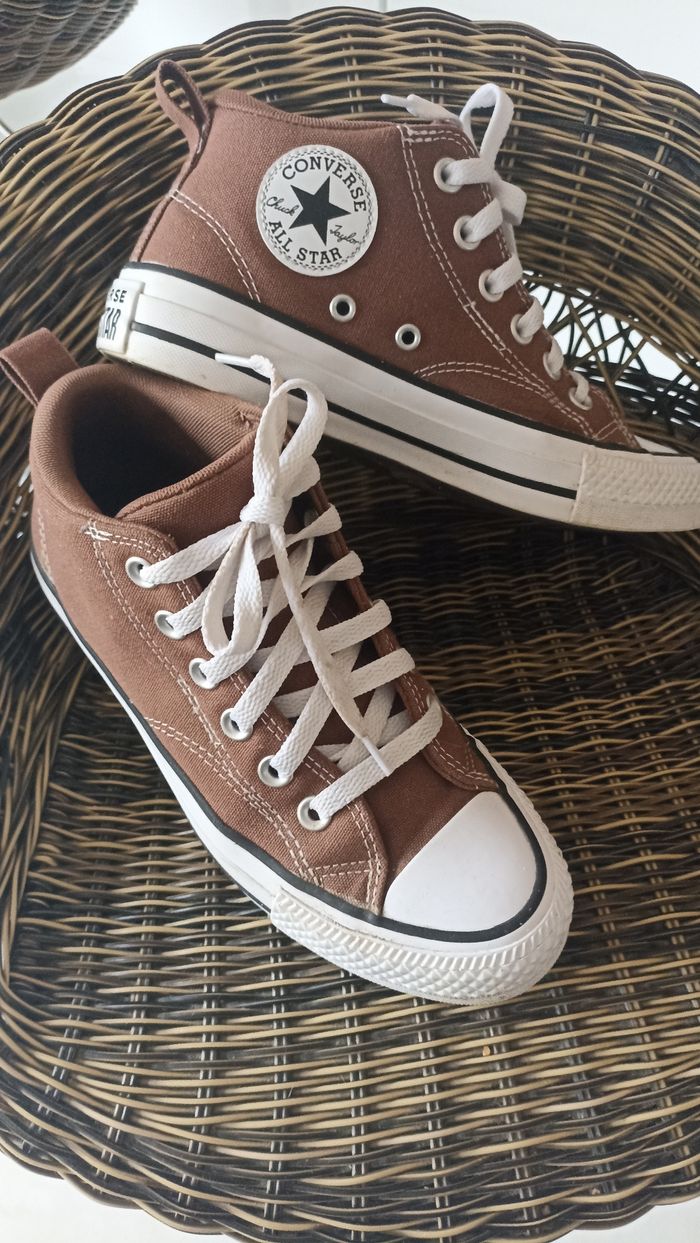 Converses marrons Chuck Taylor All Star Malden Street