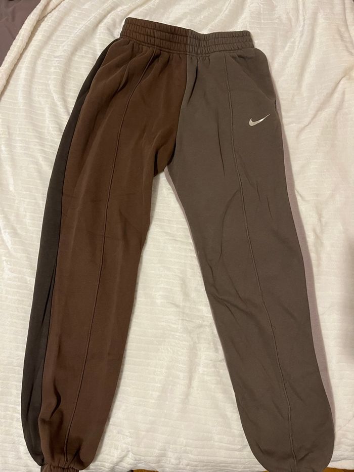 Ensemble Nike marron - photo numéro 2