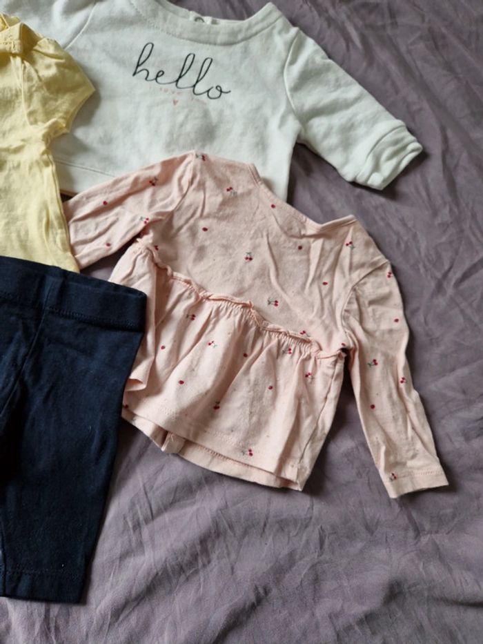Lot 4 articles filles 1 mois - photo numéro 4