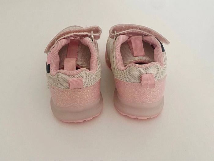 Baskets Minnie clignotantes TBE - photo numéro 6