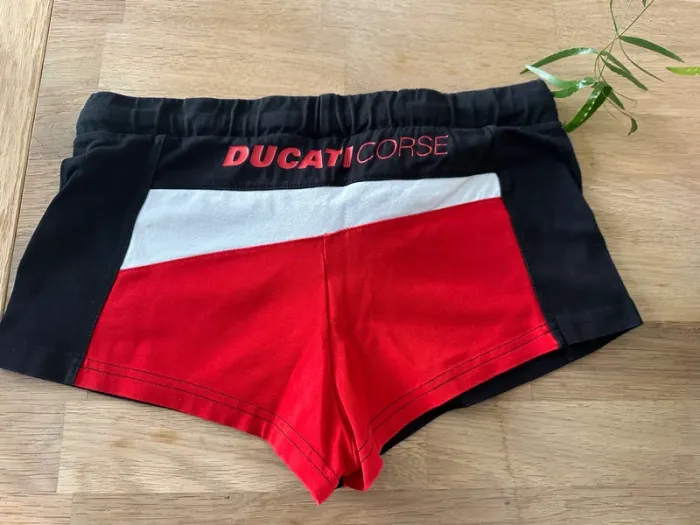 Short ducati corse - photo numéro 2
