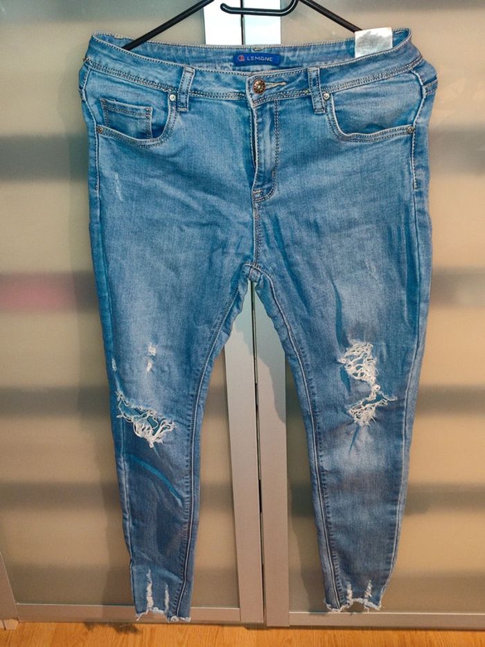 Jean troué skinny Lemone taille 38 / M