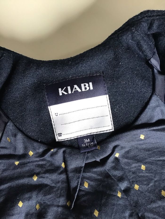 Manteau chic plis creux dans le dos 3 mois - photo numéro 4