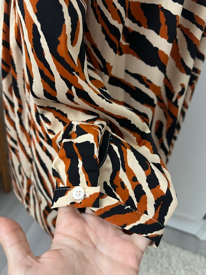 Robe chemise tigrée orange beige et noire Emma & Ella - photo numéro 5
