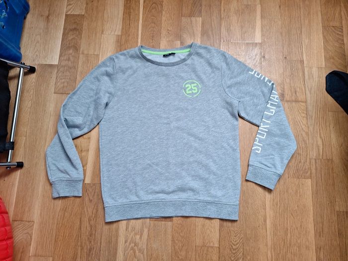 Sweat gris 12ans