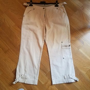 pantacourt beige T40