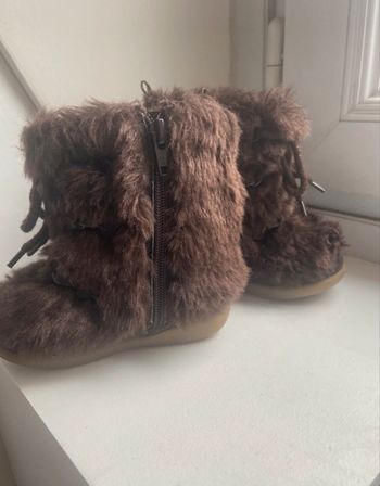 Boots  apres ski fausse fourure Baby Gap