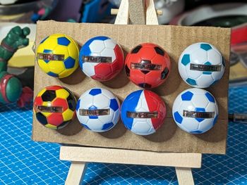 Pin's Light Foot - Kenner (années 90)