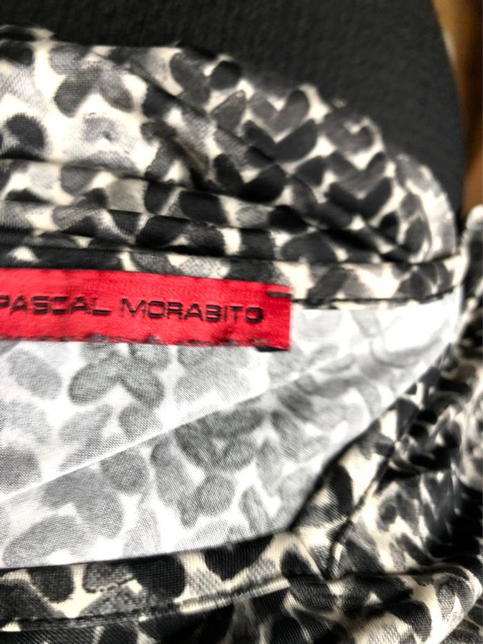 Tres Jolie blouse moulante Pascal Morabito taille 36 estimée - photo numéro 6