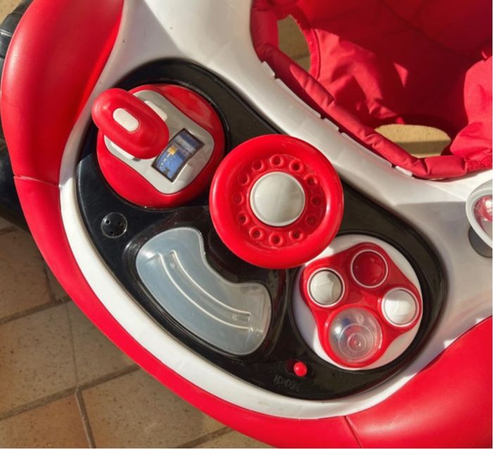 Trotteur très bon état - photo numéro 5