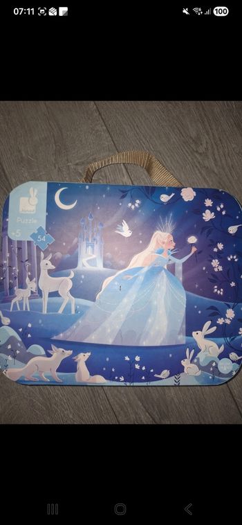 Puzzle 54 pièces reine des neiges