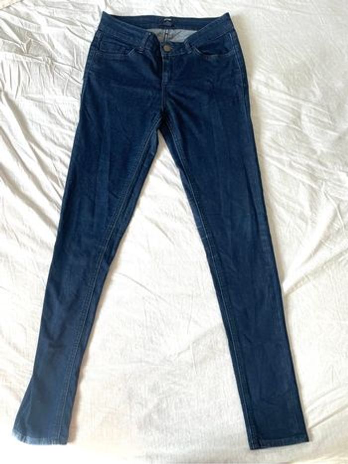 Lot pantalons - photo numéro 2
