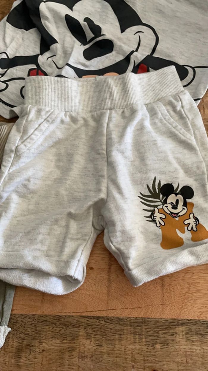 Ensemble Mickey 3 mois - photo numéro 3