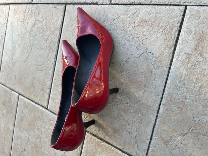 Escarpins rouge vernis pointure 36 - photo numéro 3