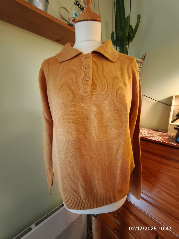 🌿 Joli pull moutarde col chemise - photo numéro 2