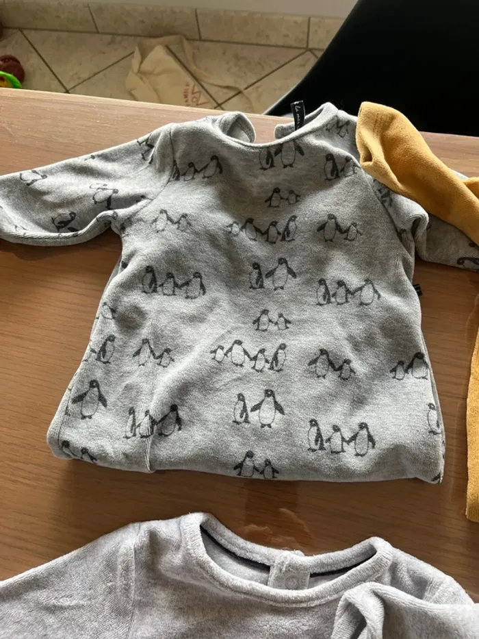 Lot hivers 6 pyjamas garçon 6 mois - photo numéro 7