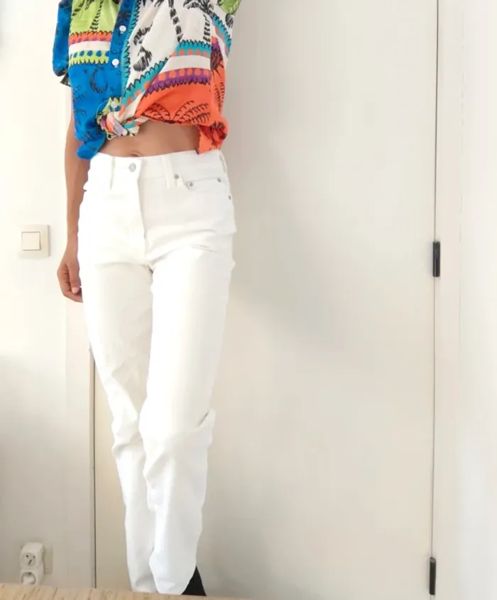 Superbe Jean Levi's blanc modèle 724 taille haute coupe droite neuf