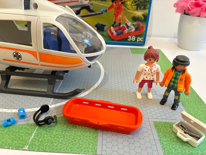 Playmobil city Life 70048 hélicoptère de secours - photo numéro 4