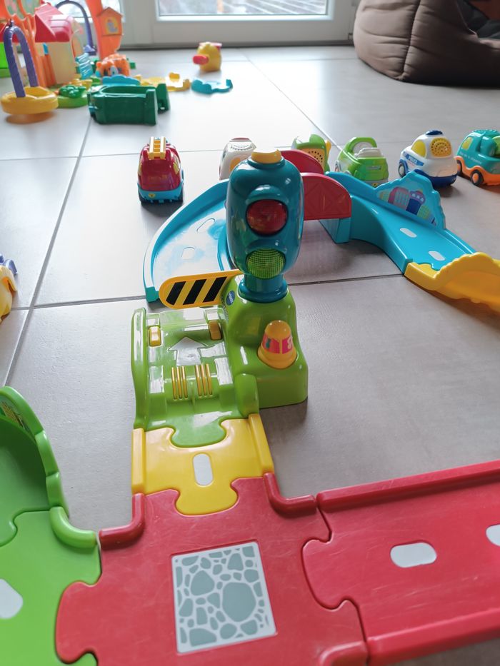 Circuit tut tut bolide - photo numéro 3