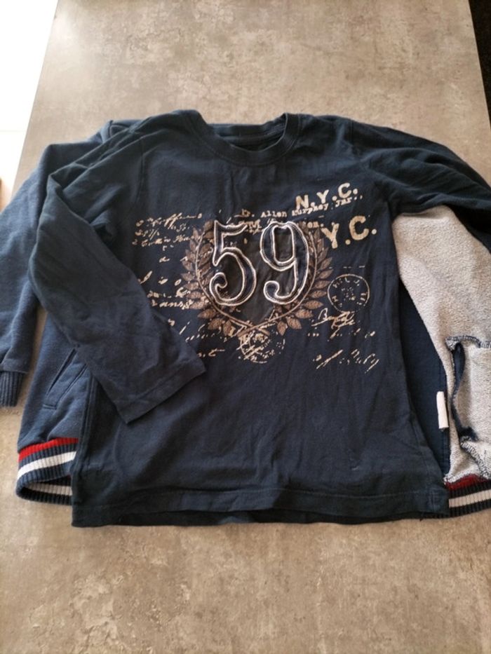 Tee-shirt Taille 8 ans U collection