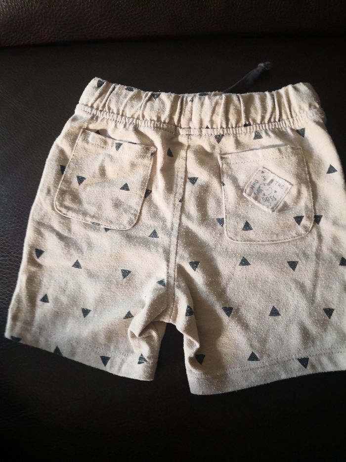 Short 12 mois Kiabi - photo numéro 2