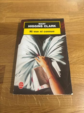 Livre ni vue ni connue Mary Higgins Clark