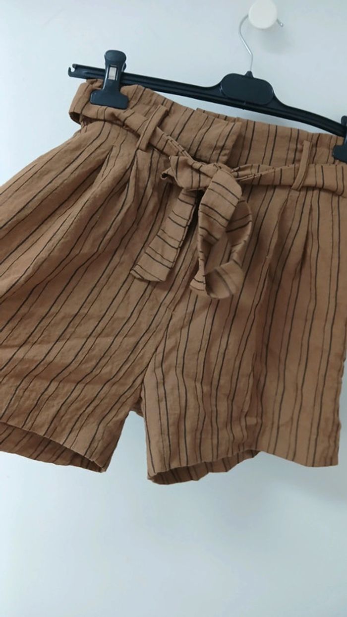Short cintrée h&m - photo numéro 4