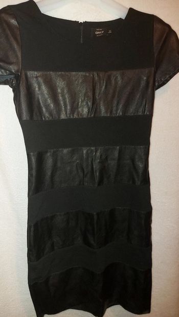 Robe noir sortie femme only