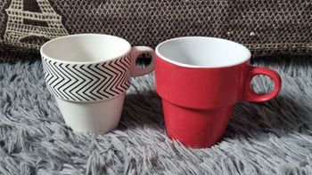 Lot 2 tasses à café