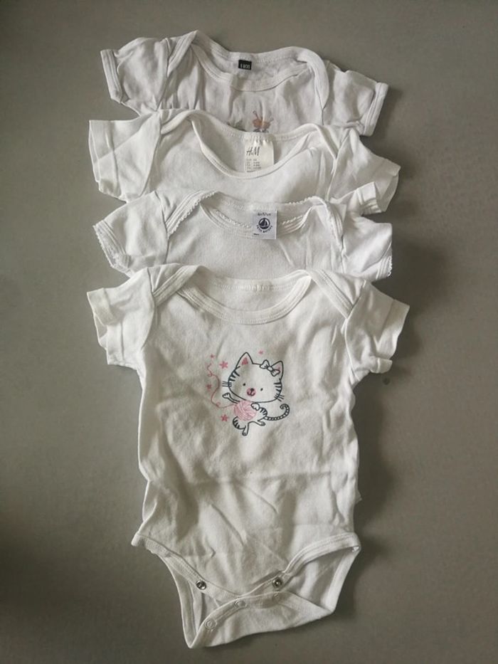 Lot de 4 bodies manches courtes fille été 6 mois